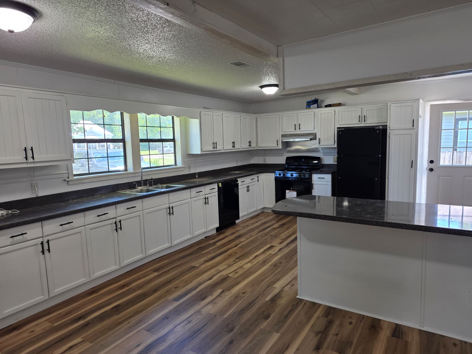 2122 Taft Avenue